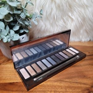 Urban Decay Naked Smokey Palette